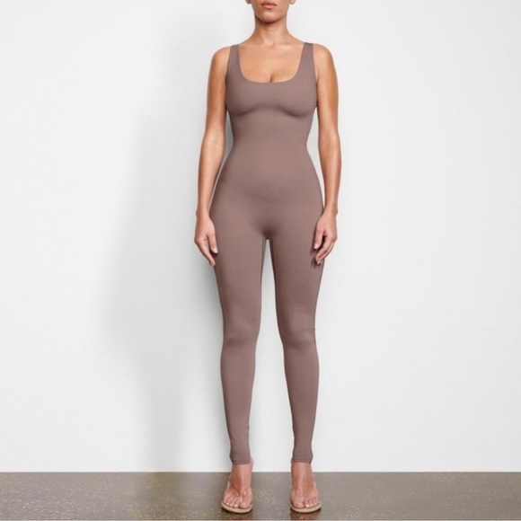 SKIMS Tops - Skims Taupe mesh ONE PIECE full length Bodysuit size XL